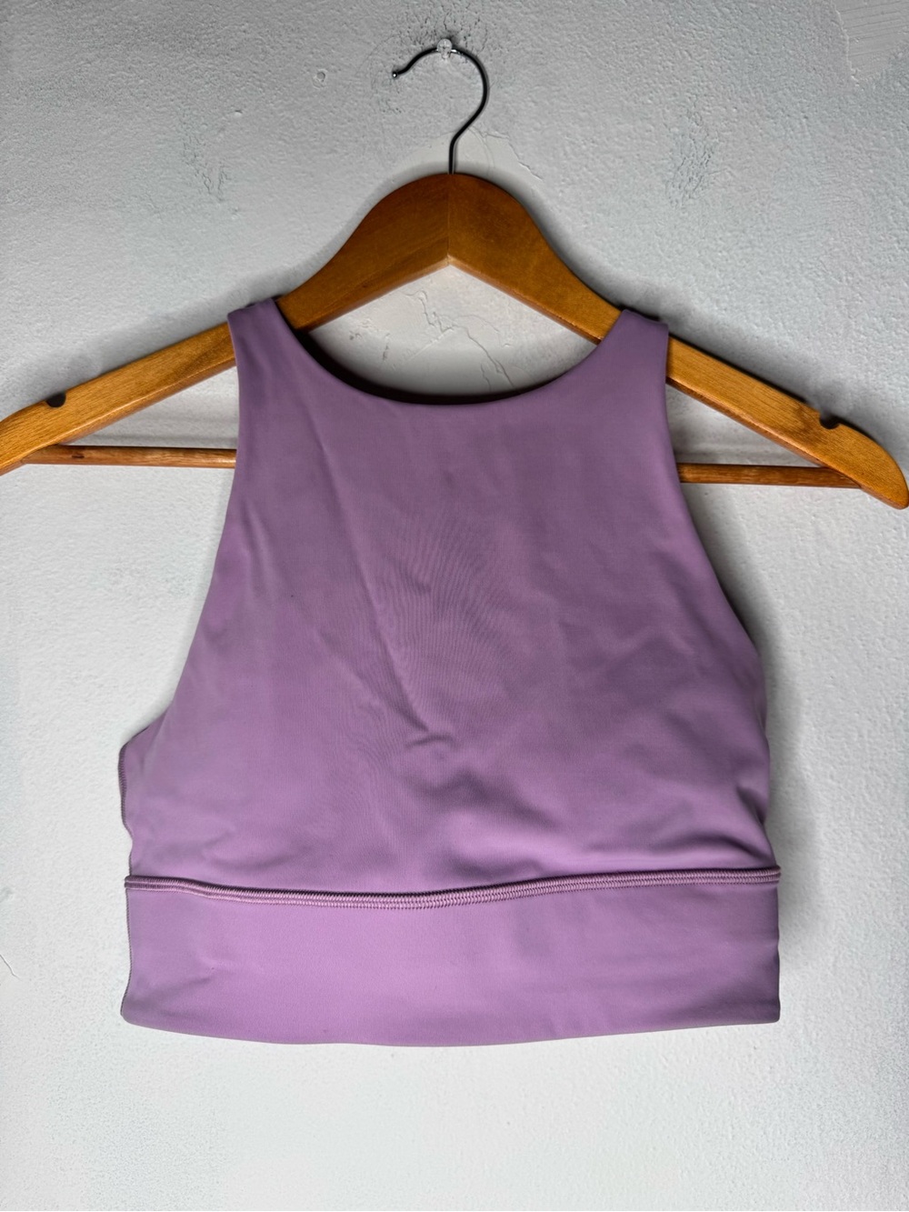 Lululemon purple size 8 bra medium